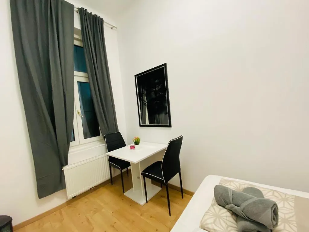 Quad-Room Near Prater Stern Βιέννη Αυστρία